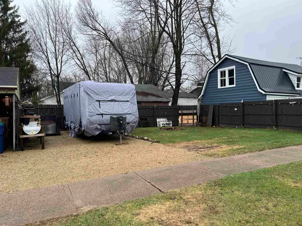 $179,900 | 127 Garfield Avenue, Clintonville, WI 54929