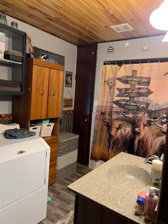 $179,900 | 127 Garfield Avenue, Clintonville, WI 54929