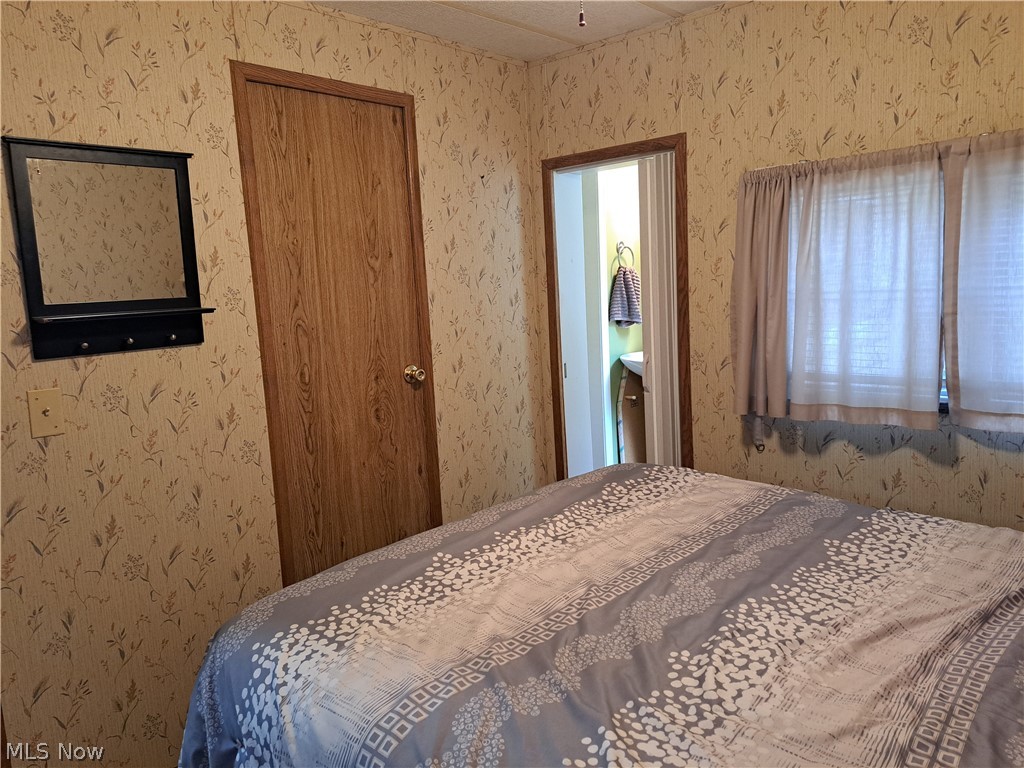 17875 Lashley Road, Unit 124 Senecaville, OH 43780 - Photo 29 of 45 View of bedroom
