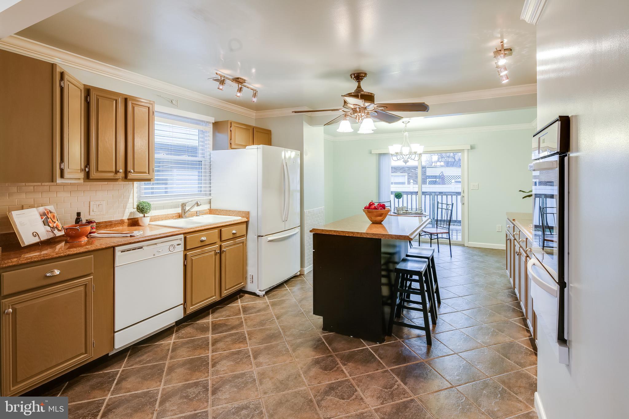 8255 Bullneck Road Baltimore, MD 21222 - Photo 3 of 29 Clean and functional kitchen space.
