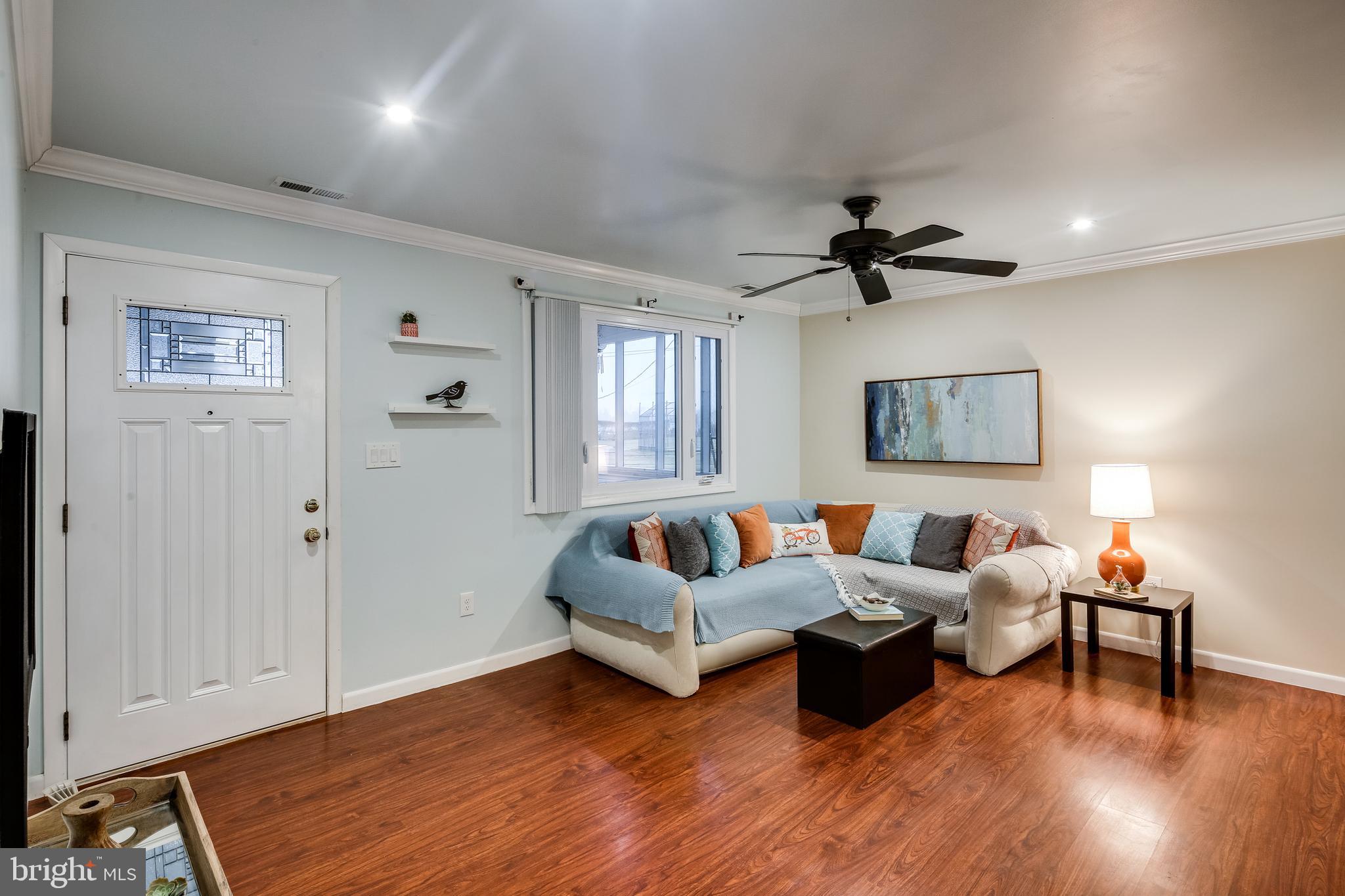 8255 Bullneck Road Baltimore, MD 21222 - Photo 7 of 29 Intimate Living Are