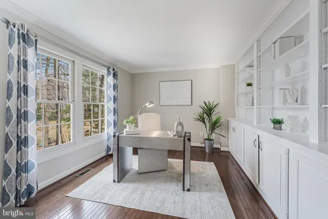 $1,290,000 | 4715 Lewis Woods Court, Chantilly, VA 20151