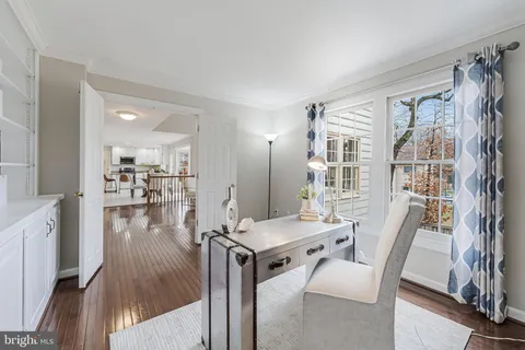 $1,290,000 | 4715 Lewis Woods Court, Chantilly, VA 20151