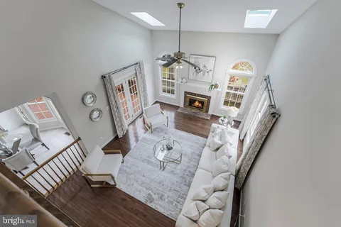 $1,290,000 | 4715 Lewis Woods Court, Chantilly, VA 20151