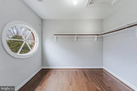 $1,290,000 | 4715 Lewis Woods Court, Chantilly, VA 20151