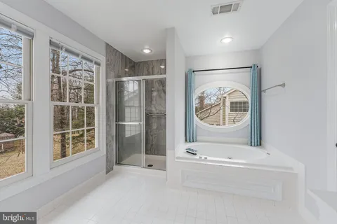 $1,290,000 | 4715 Lewis Woods Court, Chantilly, VA 20151