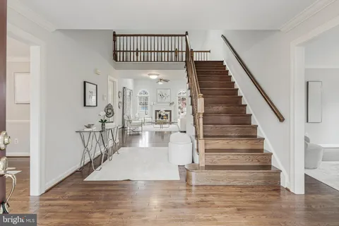 $1,290,000 | 4715 Lewis Woods Court, Chantilly, VA 20151