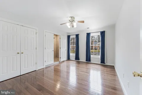 $1,290,000 | 4715 Lewis Woods Court, Chantilly, VA 20151