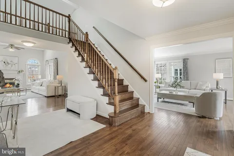 $1,290,000 | 4715 Lewis Woods Court, Chantilly, VA 20151