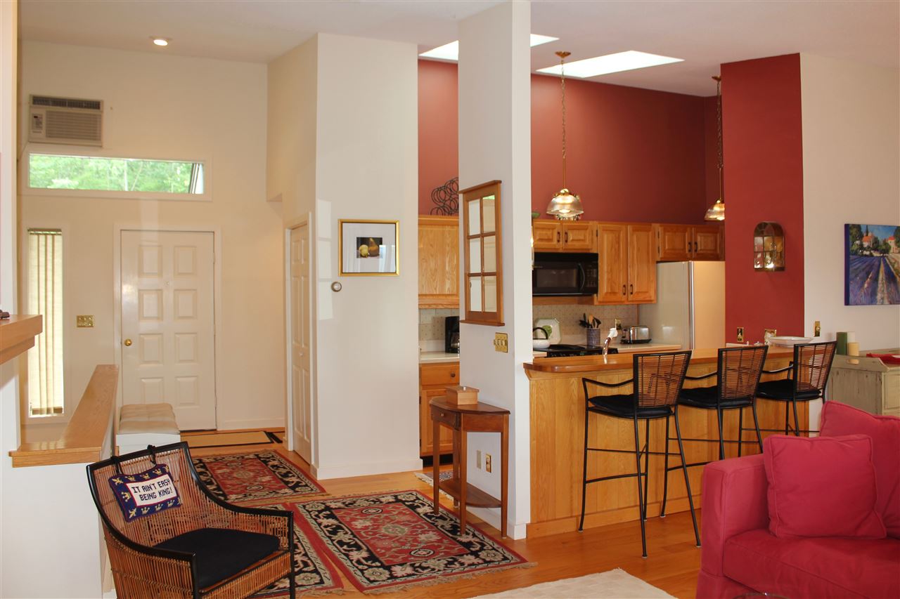 485 Alden Partridge Road, Unit B Hartford, VT 05059 - Photo 8 of 25 Gallery Image 8