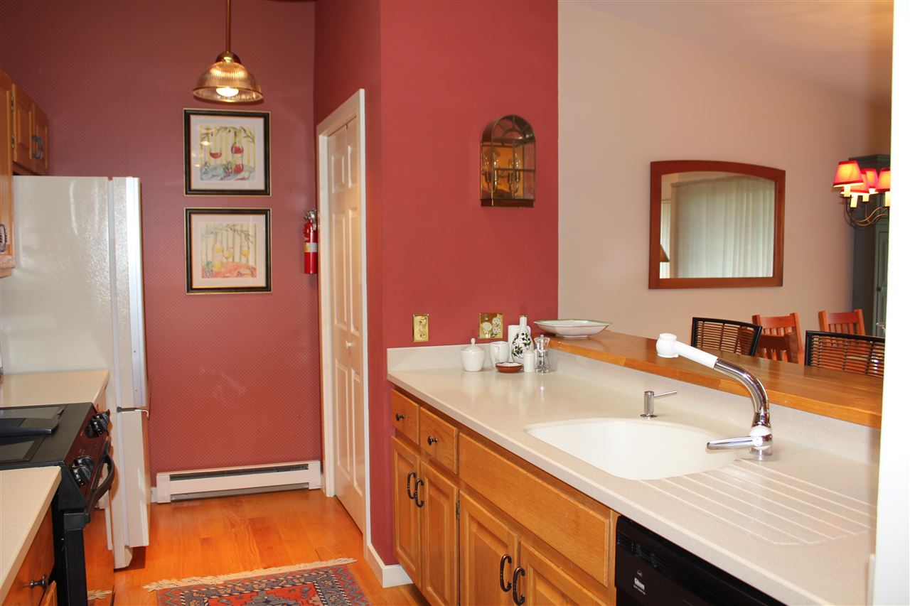 485 Alden Partridge Road, Unit B Hartford, VT 05059 - Photo 10 of 25 Gallery Image 10