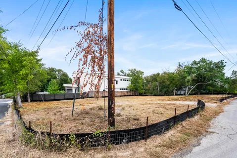 $975,000 | 6300 Forest Hills Drive, Austin, TX 78746