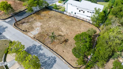 $975,000 | 6300 Forest Hills Drive, Austin, TX 78746