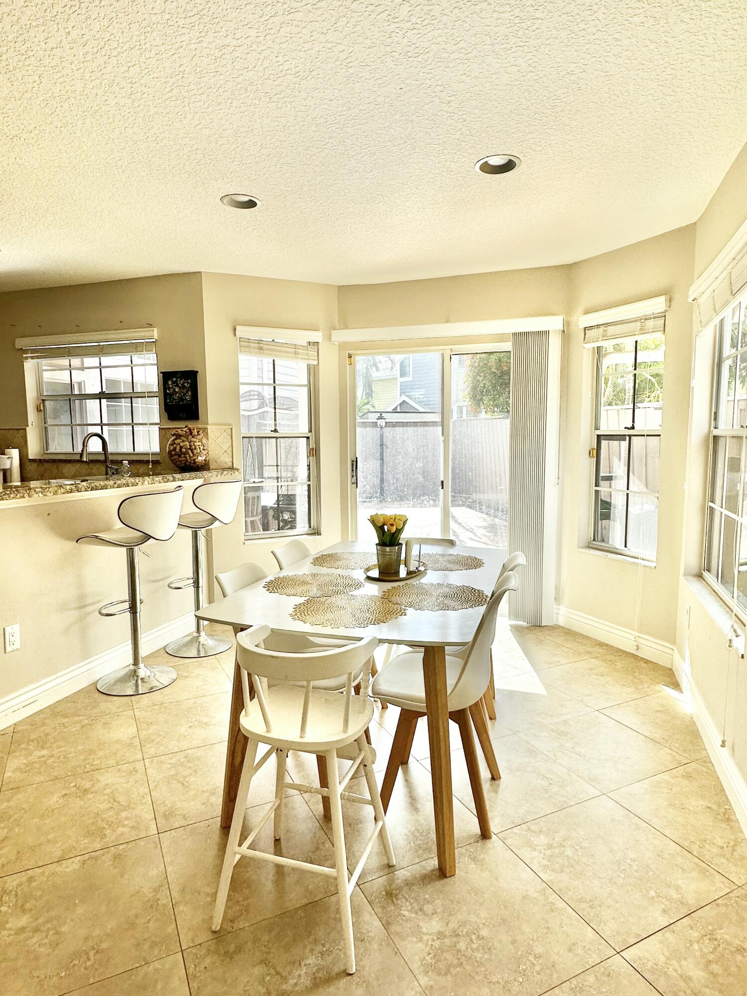5342 Park Pl Circle Boca Raton, FL 33486 - Photo 12 of 44 DiningRoom2