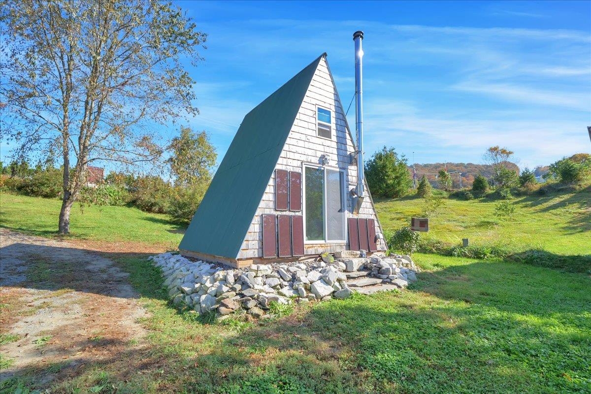 12 Cemetery Hill Road Randolph, VT 05061 - Photo 3 of 35
