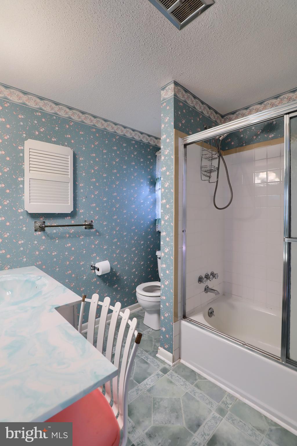 107 Lexington Road York, PA 17402 - Photo 22 of 47