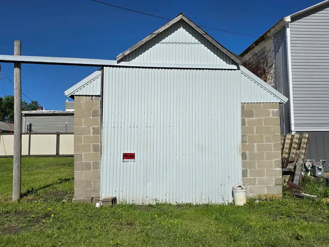 $1 | 102 Main Street North, Canton, MN 55922