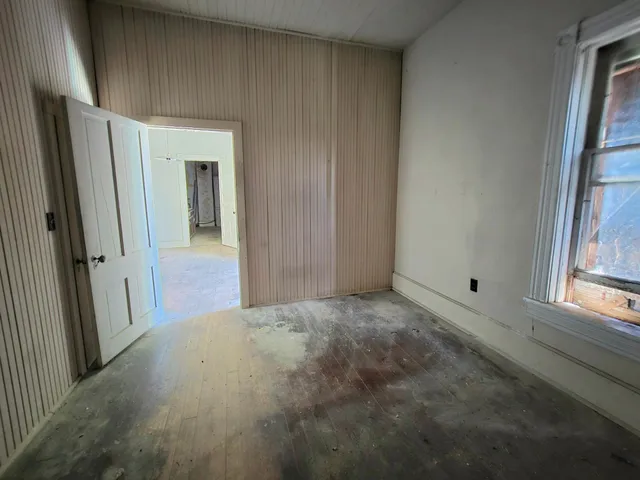 $1 | 102 Main Street North, Canton, MN 55922