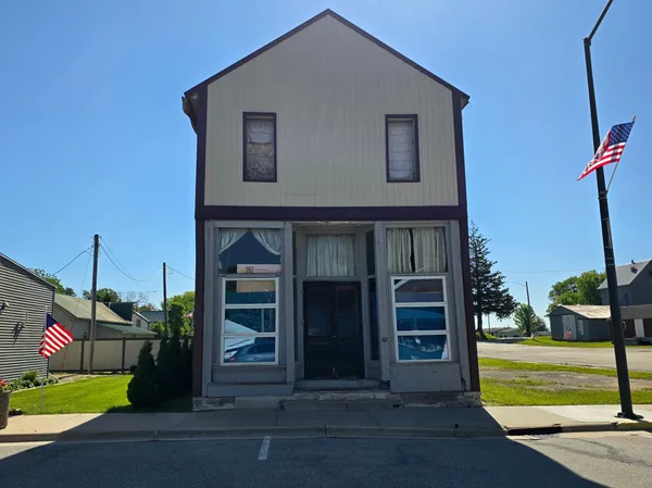 $1 | 102 Main Street North, Canton, MN 55922