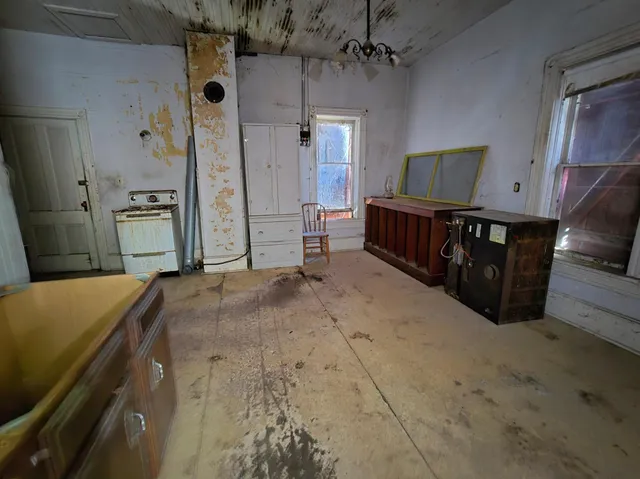 $1 | 102 Main Street North, Canton, MN 55922