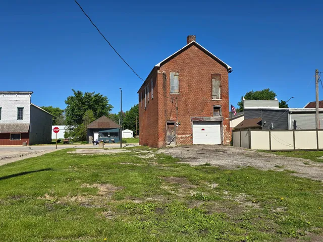 $1 | 102 Main Street North, Canton, MN 55922