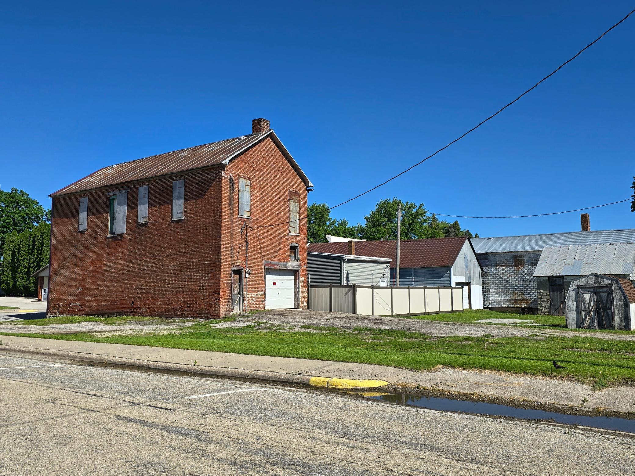 102 Main Street North Canton, MN 55922 - Photo 5 of 34