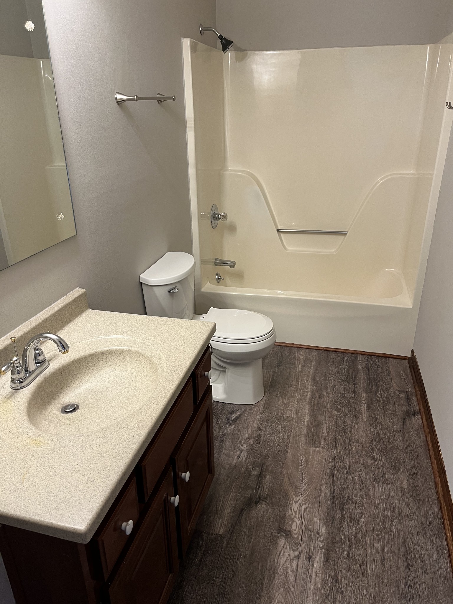 4650 Chicken Road Lebanon, TN 37090 - Photo 43 of 45 a bathroom with a sink toilet and shower