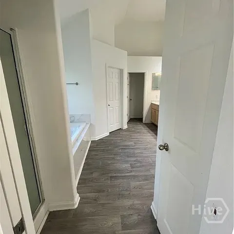 $2,700 | 568 Marsh View Drive, Richmond Hill, GA 31324