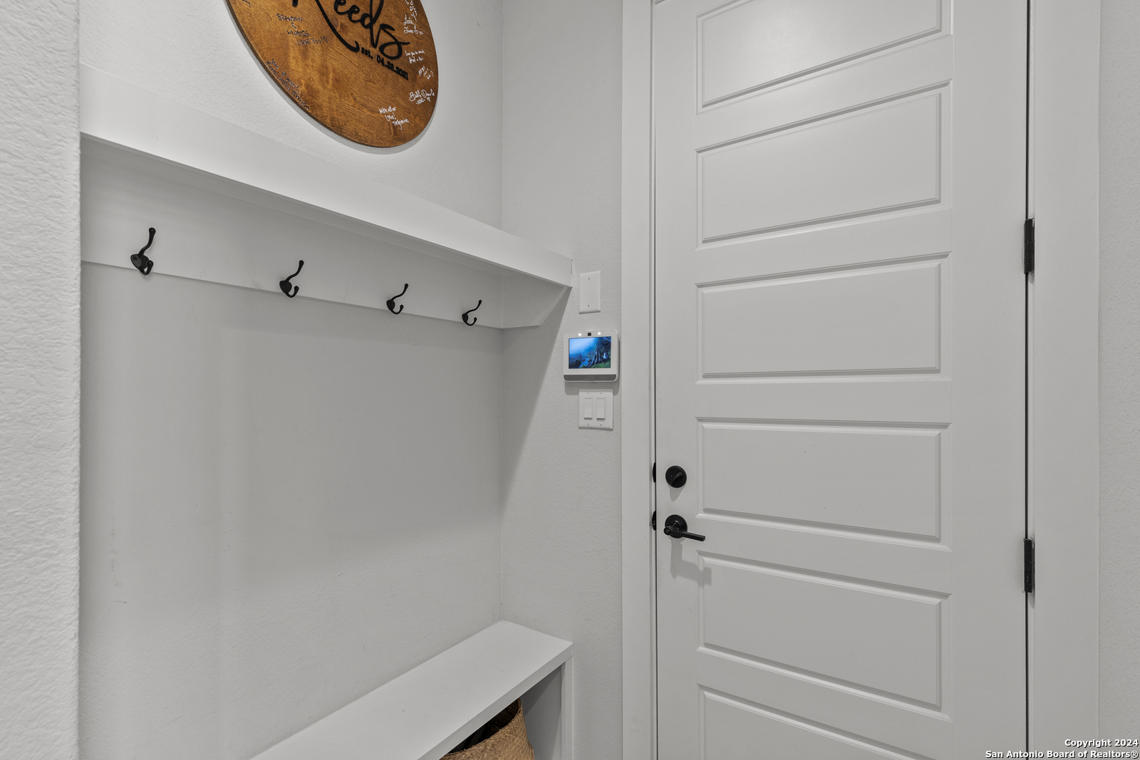 1521 Escarpment Road New Braunfels, TX 78132 - Photo 50 of 65 a view of walk in closet