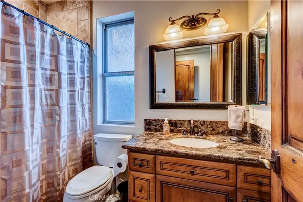 $1,699,000 | 12260 Desert Rose Way, Oak Hills, CA 92344
