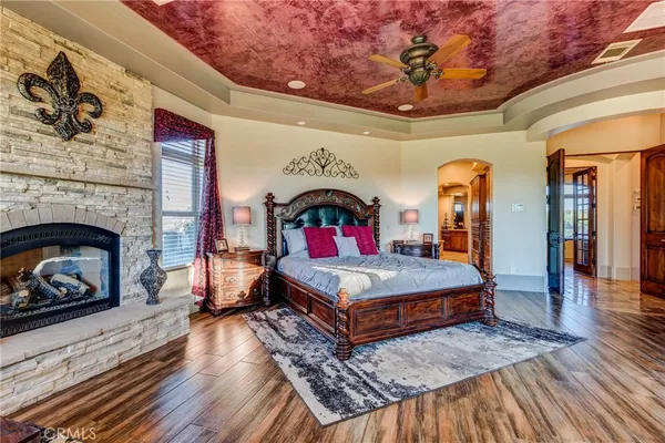 $1,699,000 | 12260 Desert Rose Way, Oak Hills, CA 92344