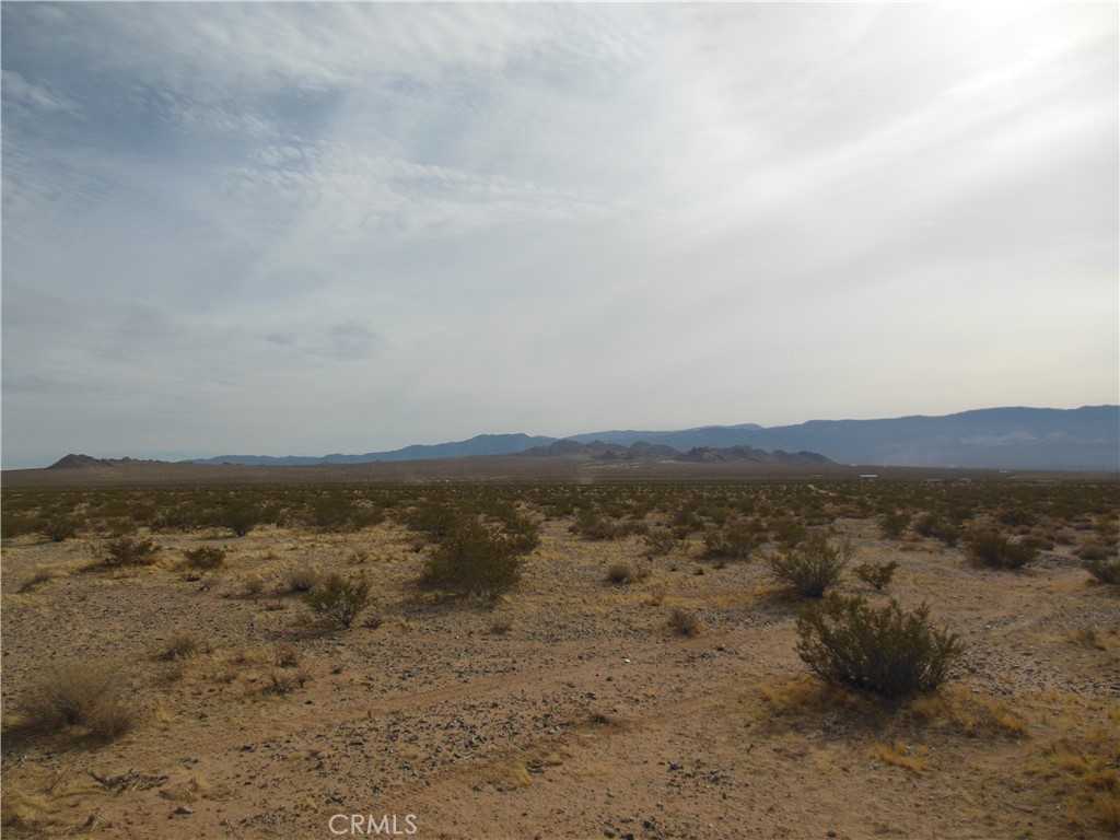 0 Northside Road Lucerne Valley, CA 92356 - Photo 5 of 10 a view of lake and mountain