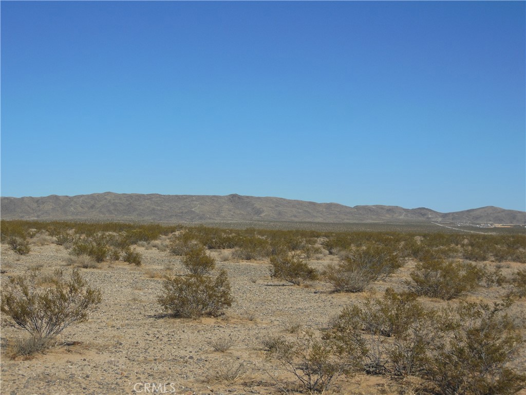 0 Northside Road Lucerne Valley, CA 92356 - Photo 10 of 10 a view of lake and mountain