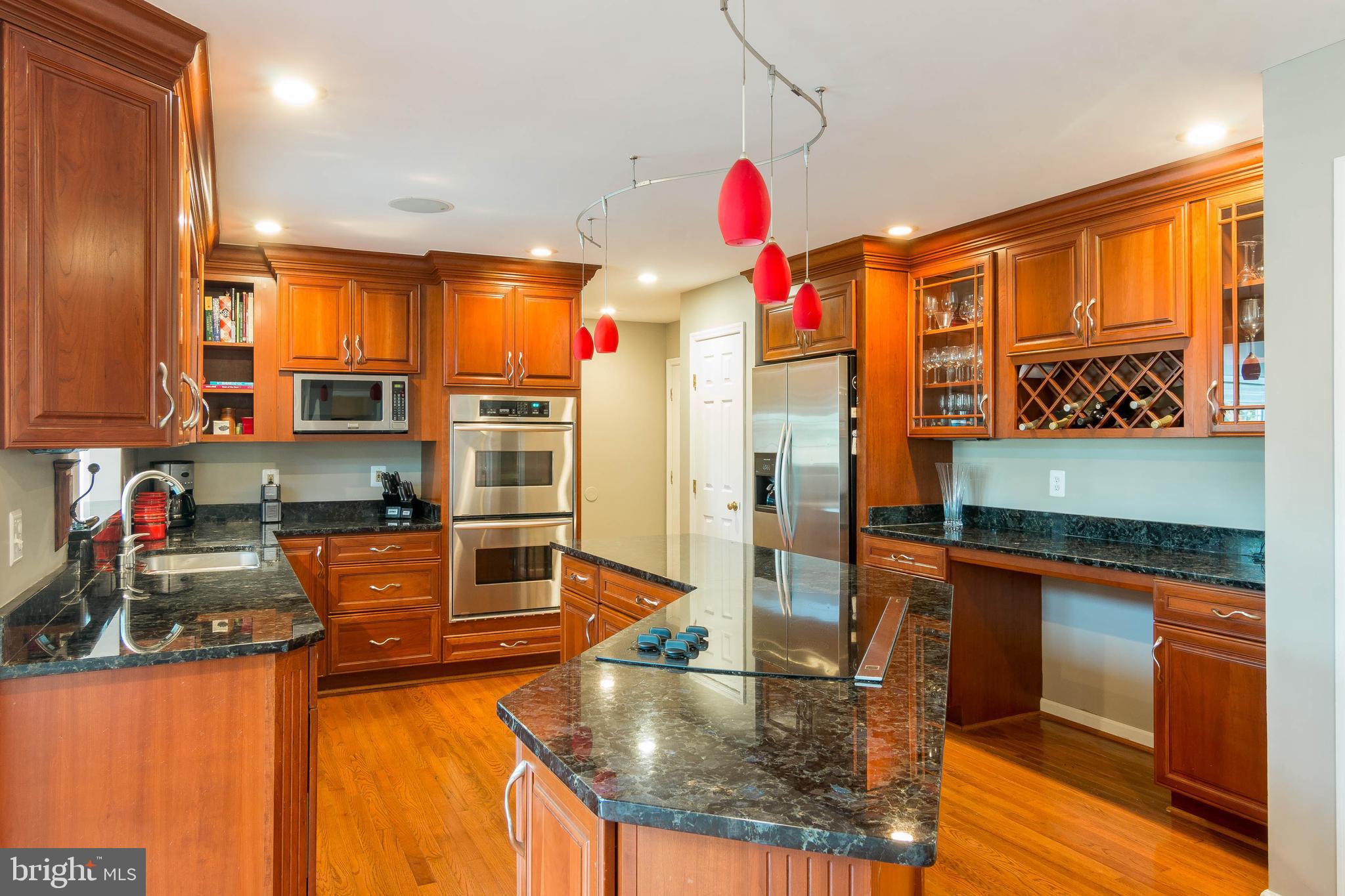 6910 Pendulum Lane Columbia, MD 21044 - Photo 12 of 58