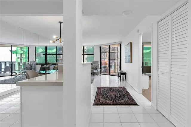 $3,200 | 1865 Brickell Avenue, Unit A1502, Miami, FL 33129