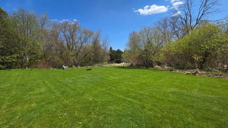 4725 Fox Grove Road Sheboygan, WI 53081 - Photo 34 of 47 Back Yard(1)