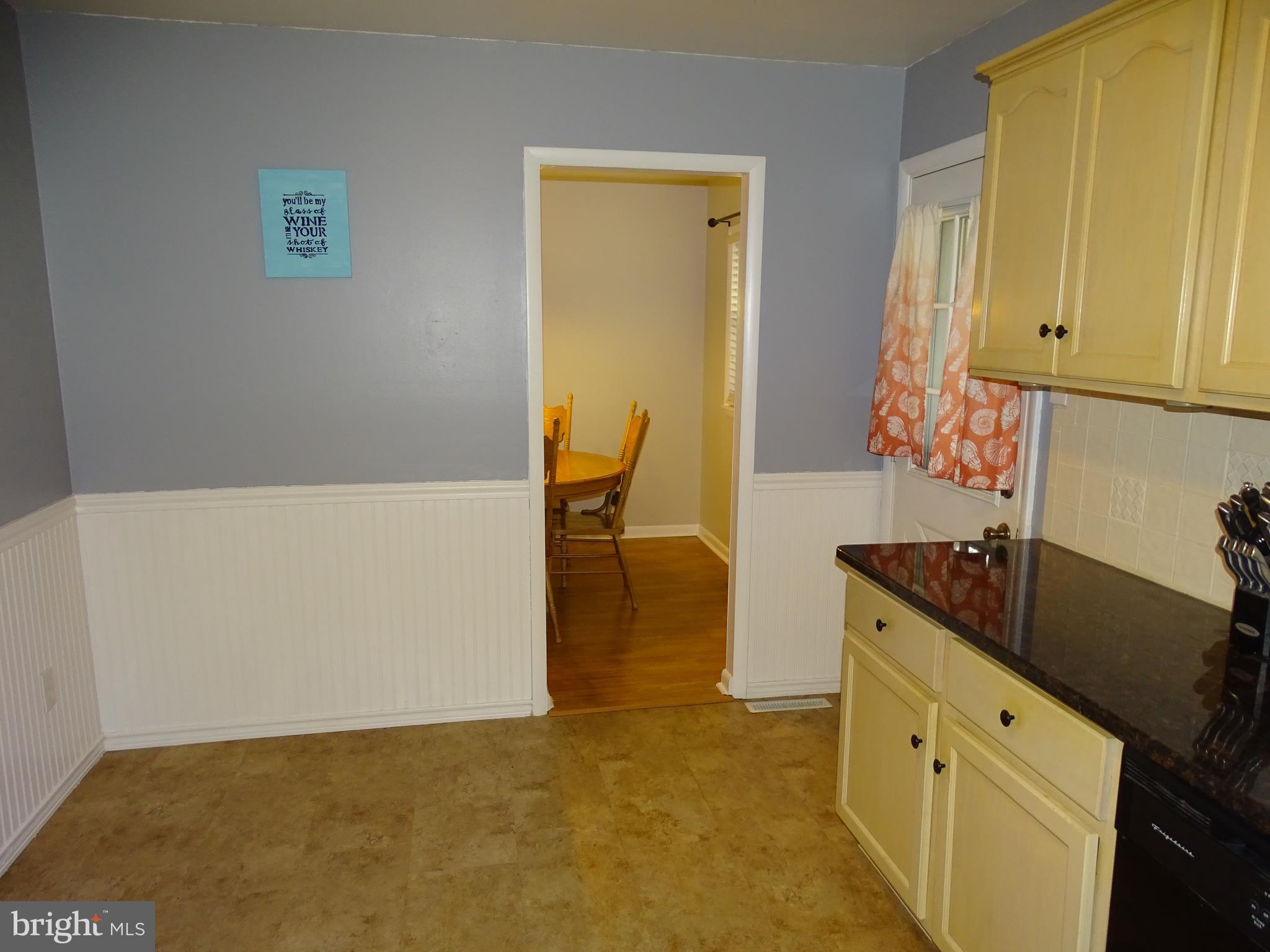 112 Kingswood Road Newark, DE 19713 - Photo 5 of 28