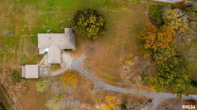 $235,000 | 1718 Russell Road, West Frankfort, IL 62896