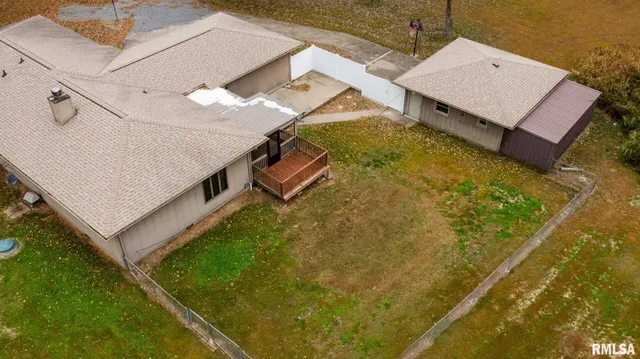 $235,000 | 1718 Russell Road, West Frankfort, IL 62896