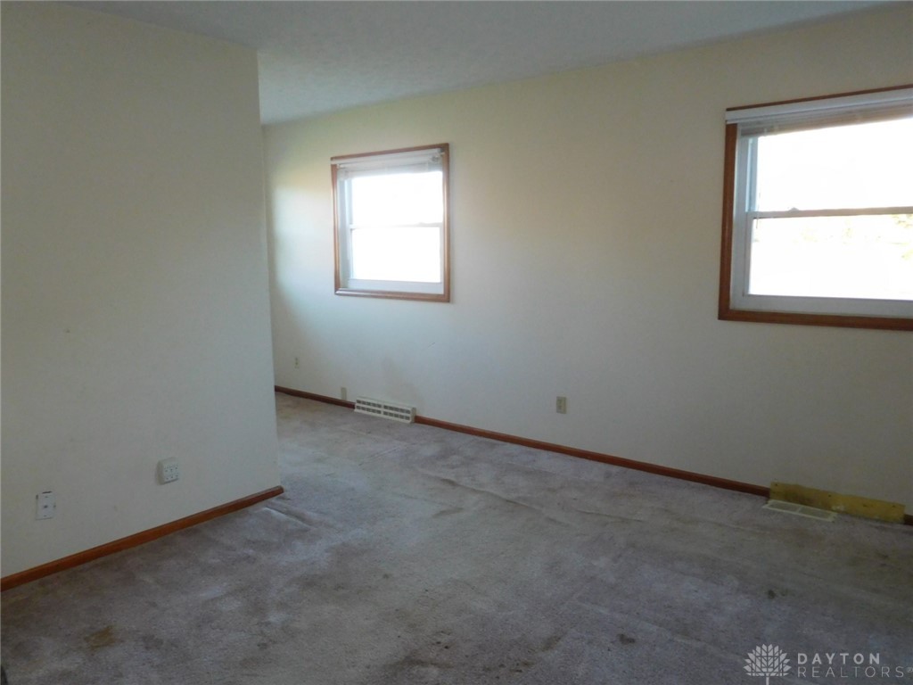 3659 Folk Ream Road Springfield, OH 45502 - Photo 12 of 26