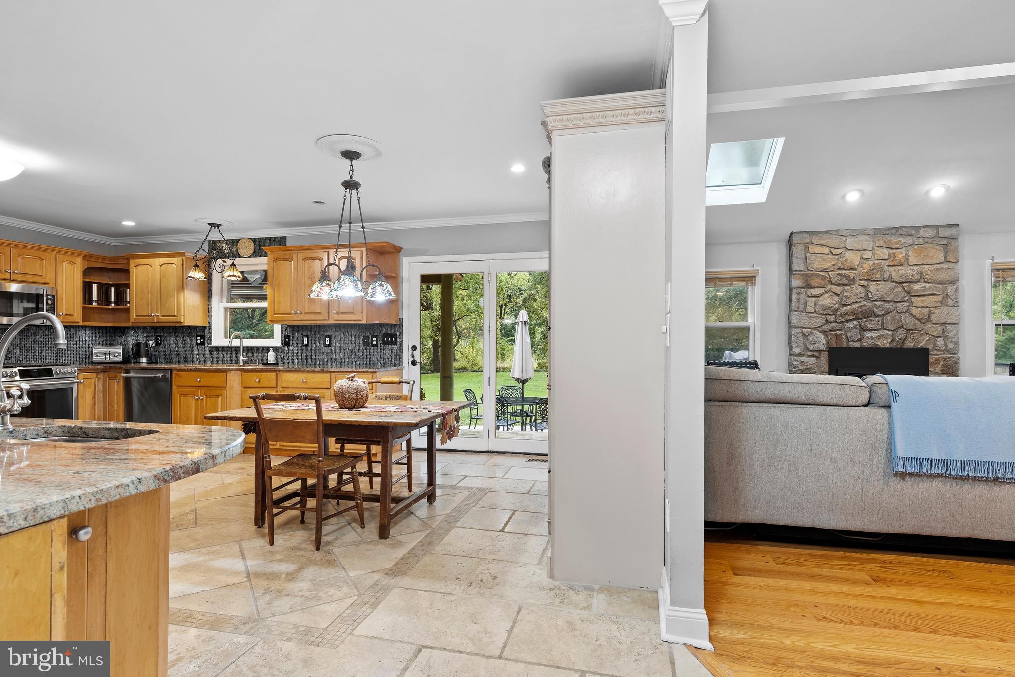 424 Red Coat Lane Wayne, PA 19087 - Photo 22 of 58 Kitchen is adjacent to Family room