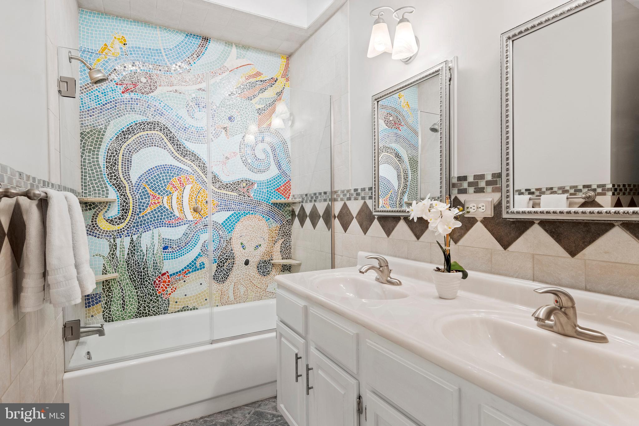 424 Red Coat Lane Wayne, PA 19087 - Photo 48 of 58 Beautifully tiled hall bath