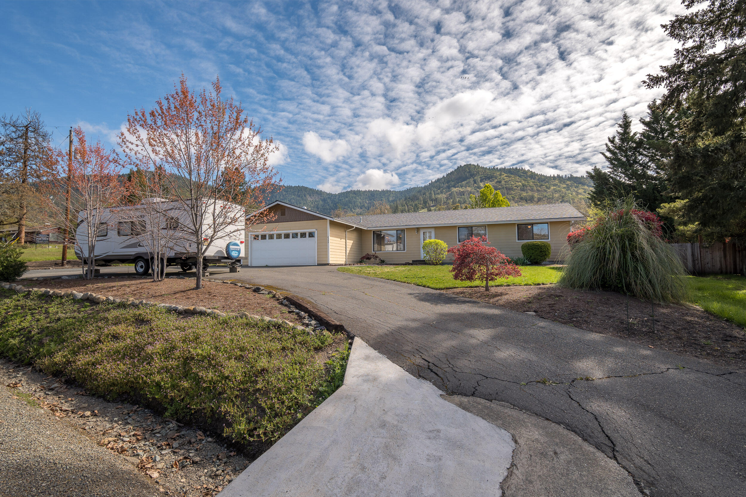 2399 Scoville Road Grants Pass, OR 97526 - Photo 34 of 34 2399NWScovilleRd-043