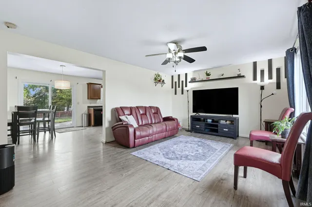 $278,000 | 120 Park Ridge Drive, Warsaw, IN 46580