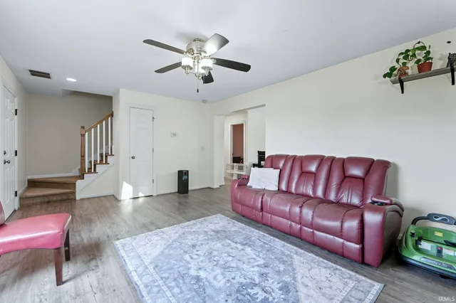 $278,000 | 120 Park Ridge Drive, Warsaw, IN 46580