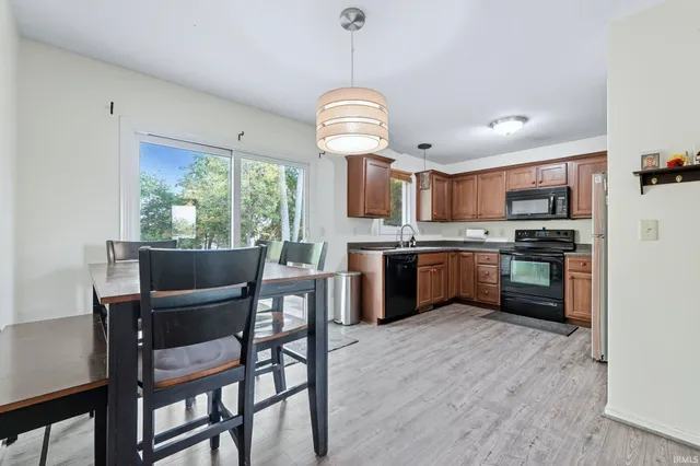 $278,000 | 120 Park Ridge Drive, Warsaw, IN 46580