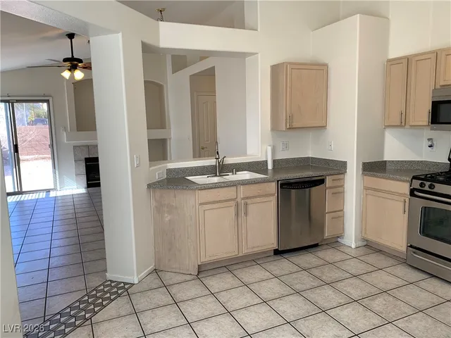 $1,775 | 3937 Lilac Haze Street, Las Vegas, NV 89147