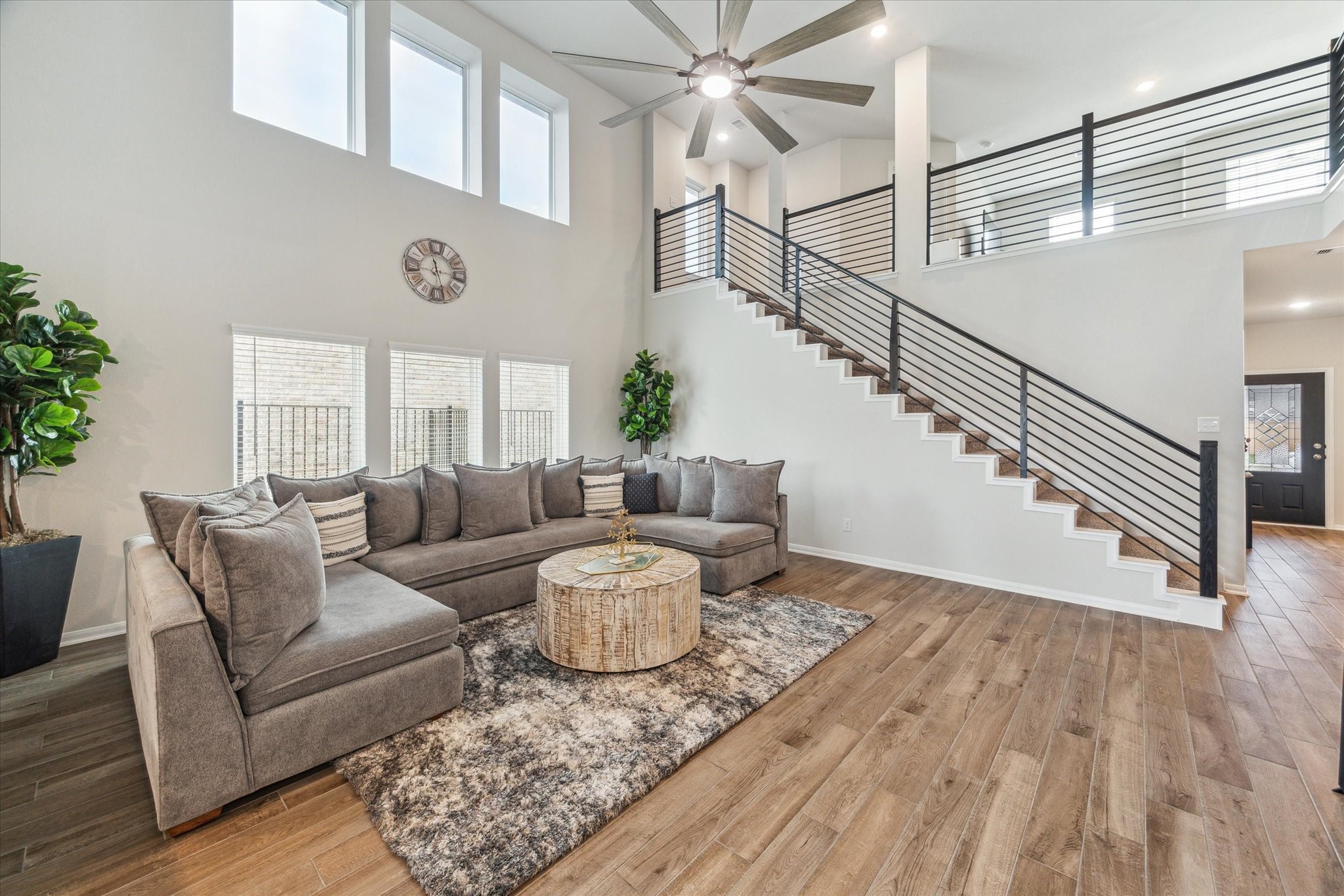1523 Alpine Drive Rosharon, TX 77583 - Photo 6 of 25 a living room with furniture and wooden floor