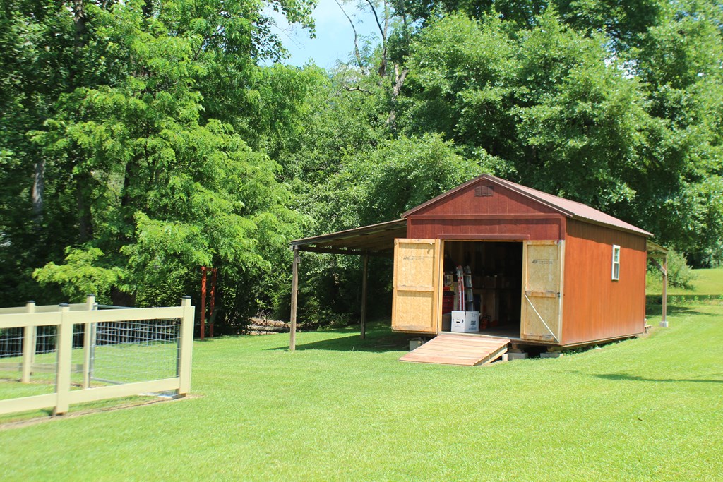 973 East Vineyard Road Hayesville, NC 28904 - Photo 9 of 25