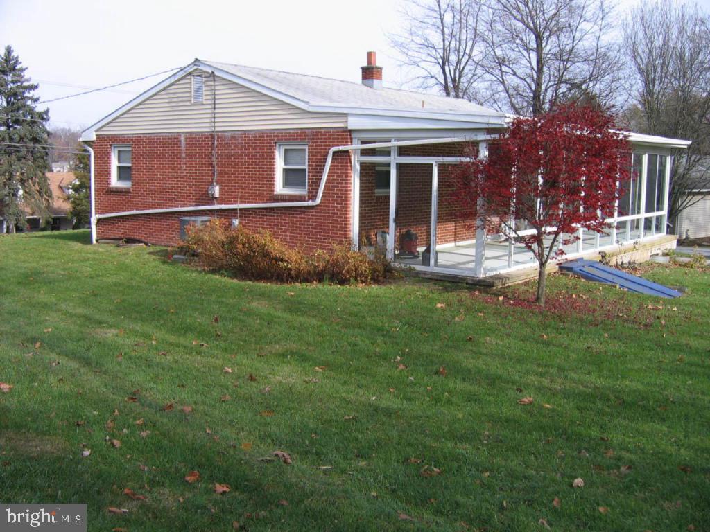 1792 Turnpike Road Elizabethtown, PA 17022 - Photo 23 of 24 Gallery Image 23